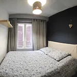 Authentique Et Chaleureux Au Coeur De Salies-de-bearn, Dans Le Quartier Historique Avec Commerces Et Restaurants Au Pied, A Deux Pas Des Thermes *