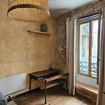 Authentique Et Chaleureux Au Coeur De Salies-de-bearn, Dans Le Quartier Historique Avec Commerces Et Restaurants Au Pied, A Deux Pas Des Thermes