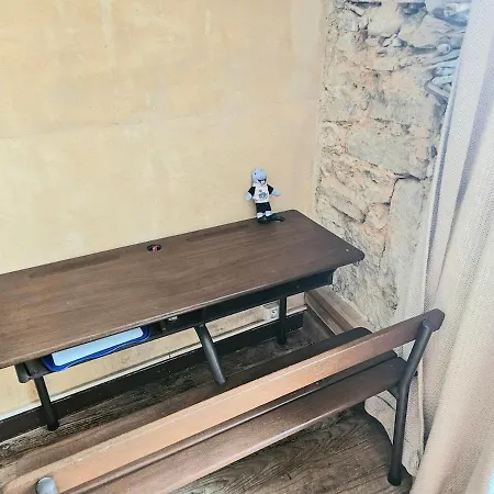 Appartement Authentique Et Chaleureux Au Coeur De Salies-de-bearn, Dans Le Quartier Historique Avec Commerces Et Restaurants Au Pied, A Deux Pas Des Thermes