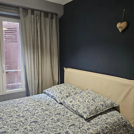 Duplex Chaleureux-6 Personnes- Centre Historique- Au Pied Des Commerces Et Thermes Apartment *