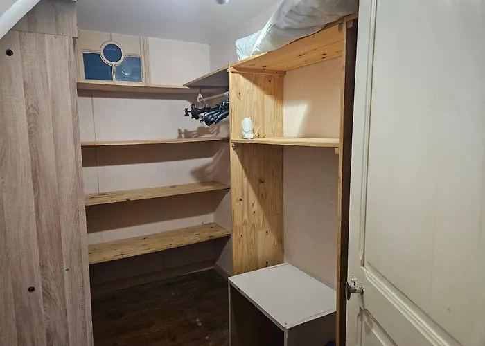 Authentique Et Chaleureux Au Coeur De Salies-de-bearn, Dans Le Quartier Historique Avec Commerces Et Restaurants Au Pied, A Deux Pas Des Thermes